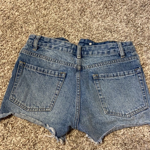 Jean shorts - Picture 2 of 5